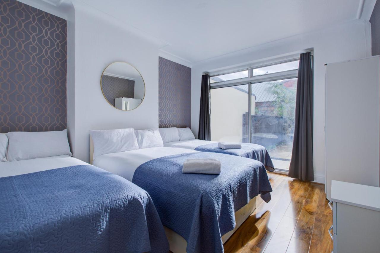 Twin Towerd Hotel London Bagian luar foto