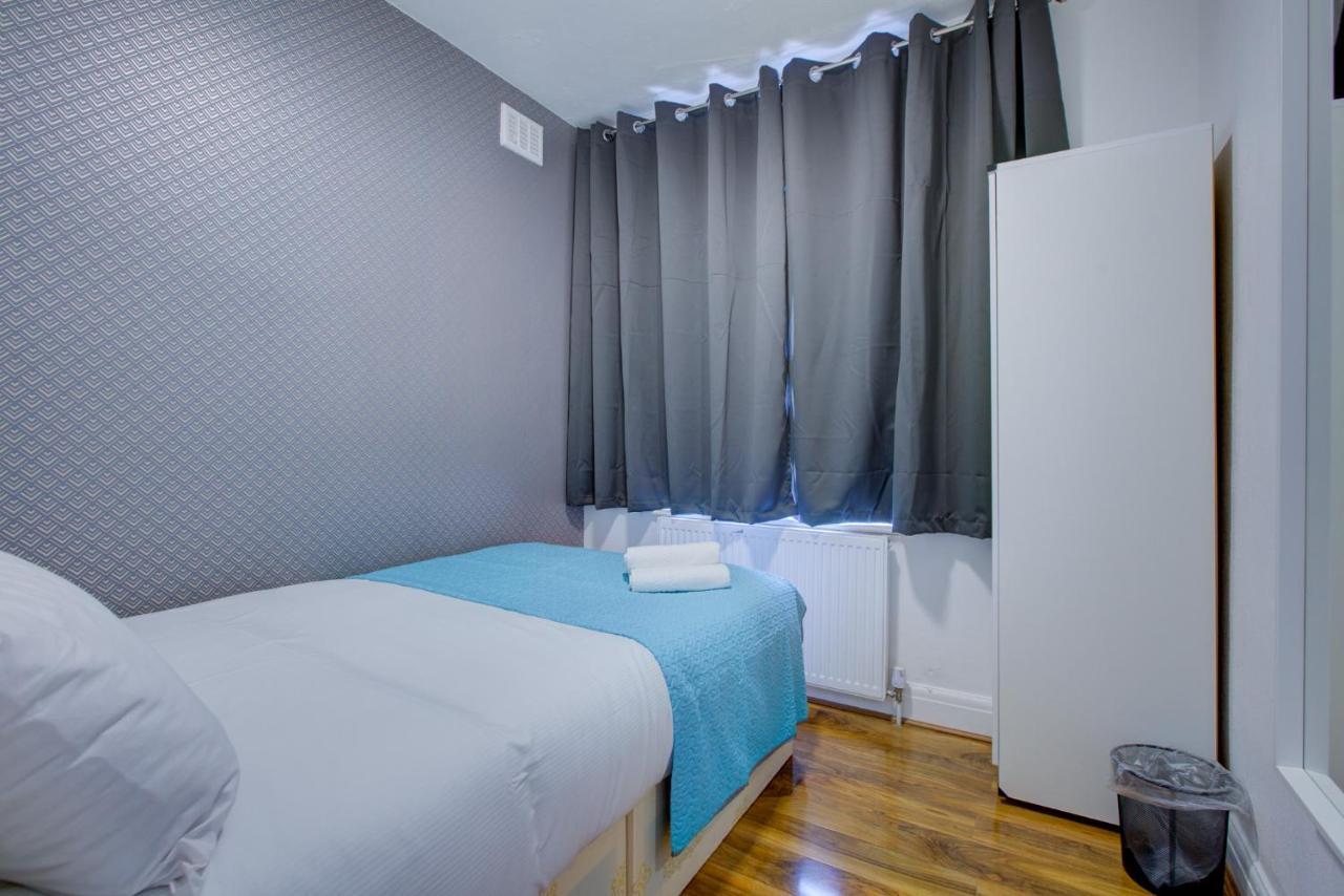 Twin Towerd Hotel London Bagian luar foto